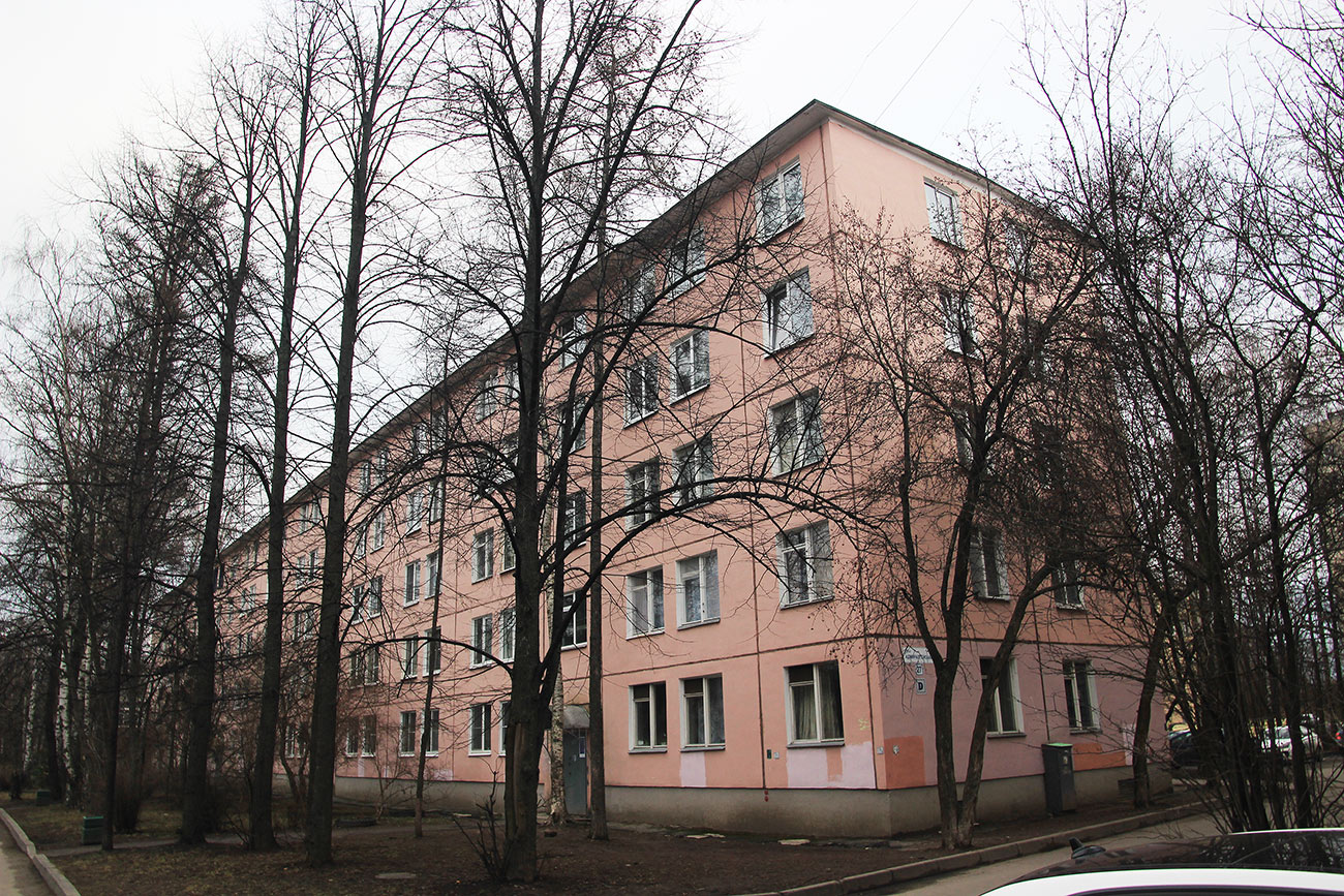 Kołpino, Адмиралтейская улица, 27