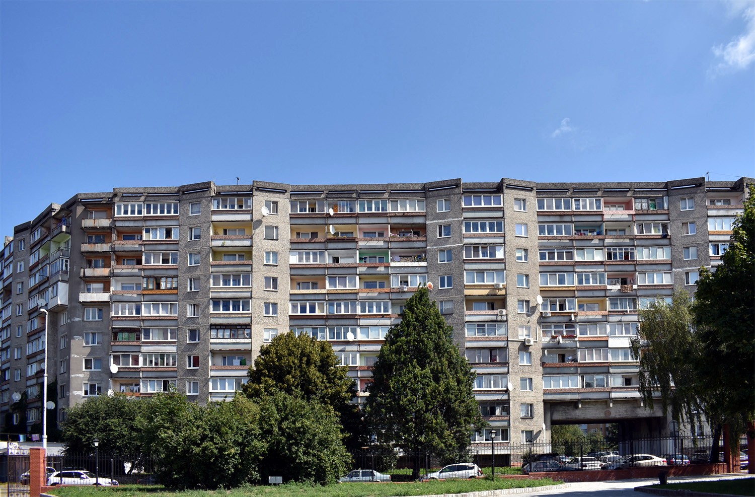 Калининград, Клиническая улица, 6-14