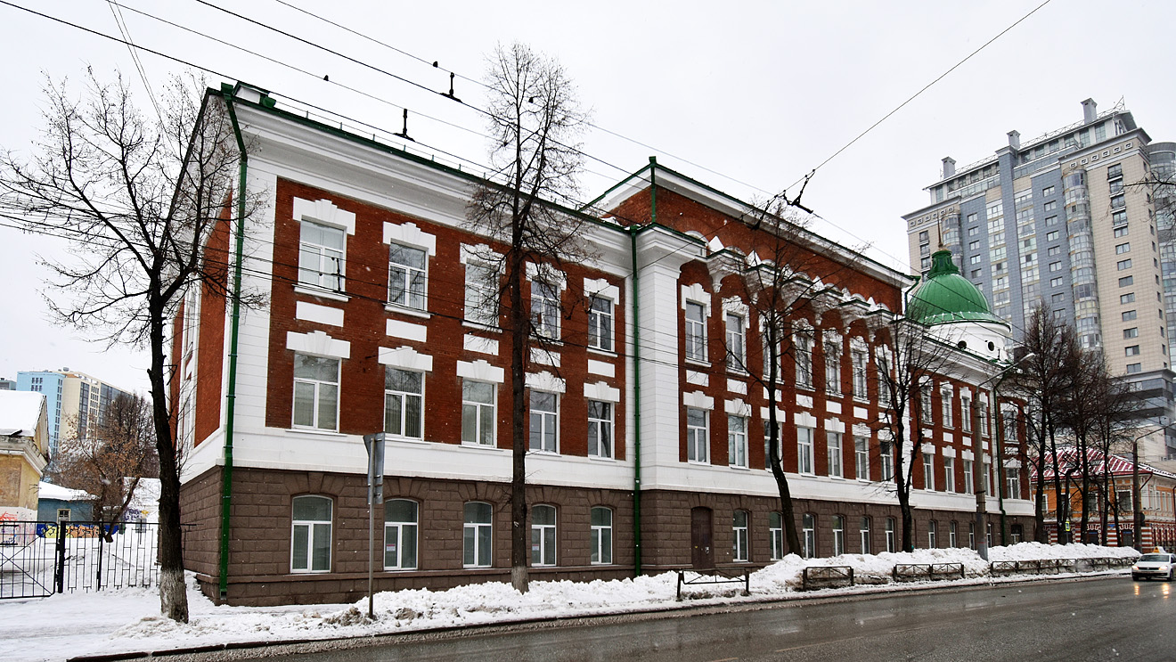 Perm, Сибирская улица, 24
