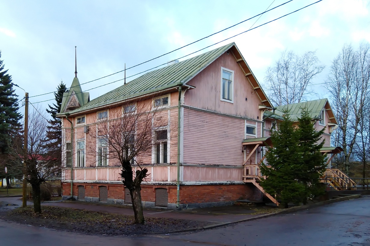 Сортавала, Ладожская улица, 1