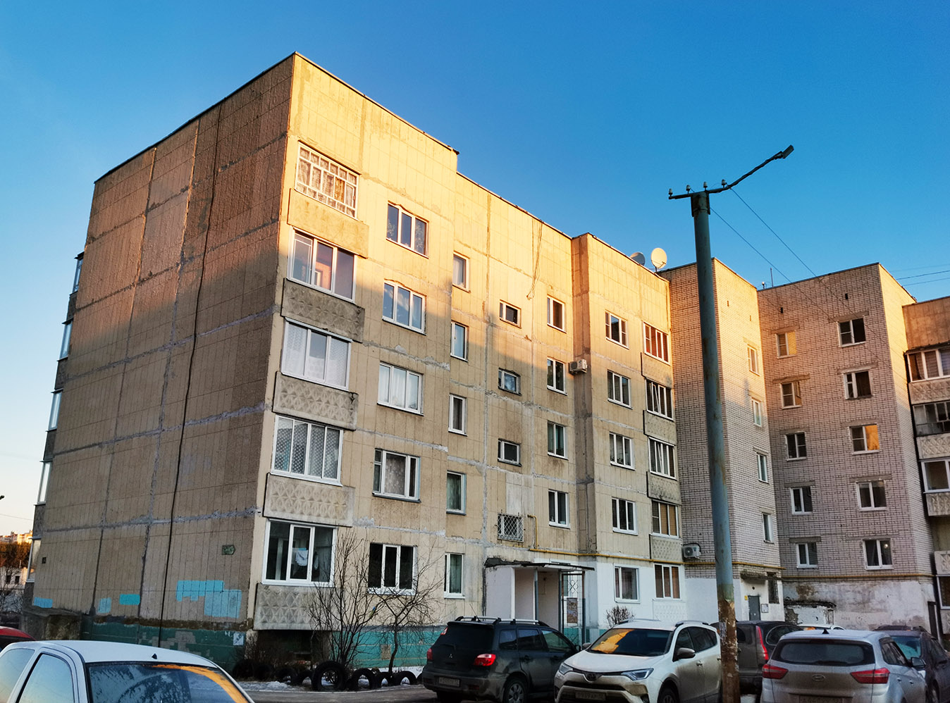 Йошкар-Ола, Улица Карла Либкнехта, 83; Улица Карла Либкнехта, 83
