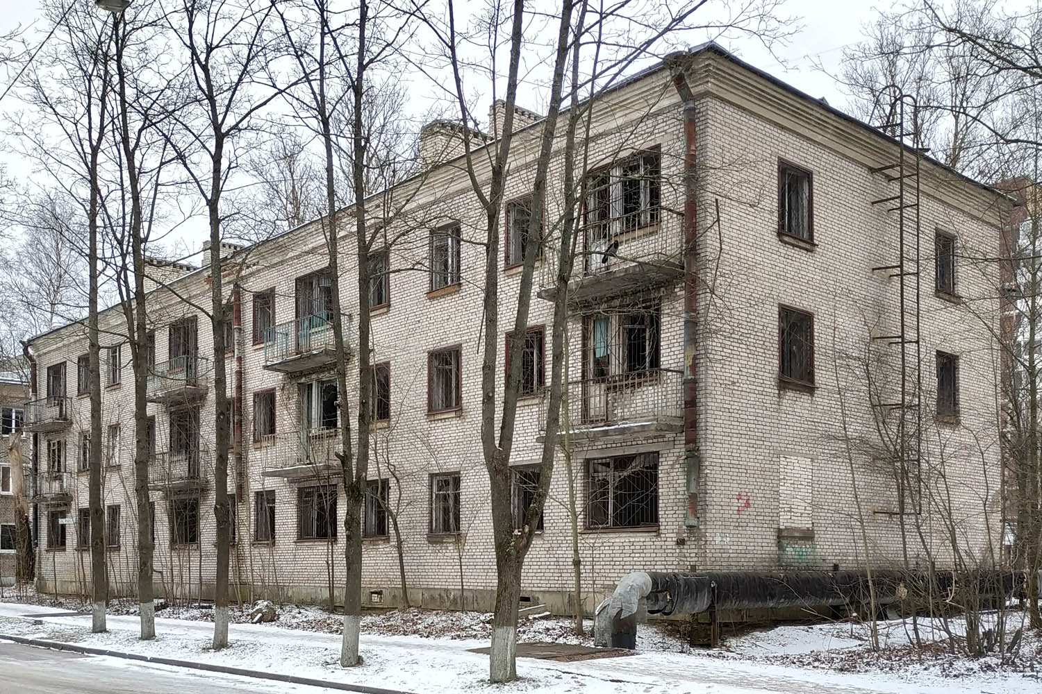 Кузьмоловский, Молодёжная улица, 3