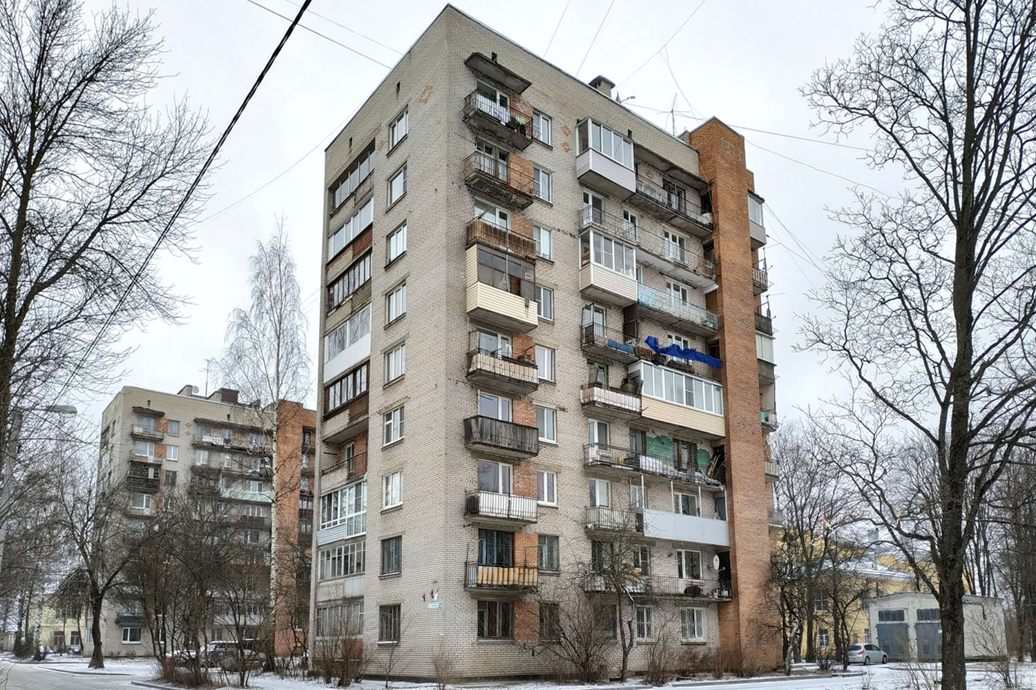Кузьмоловский, Школьная улица, 7А; Школьная улица, 9А