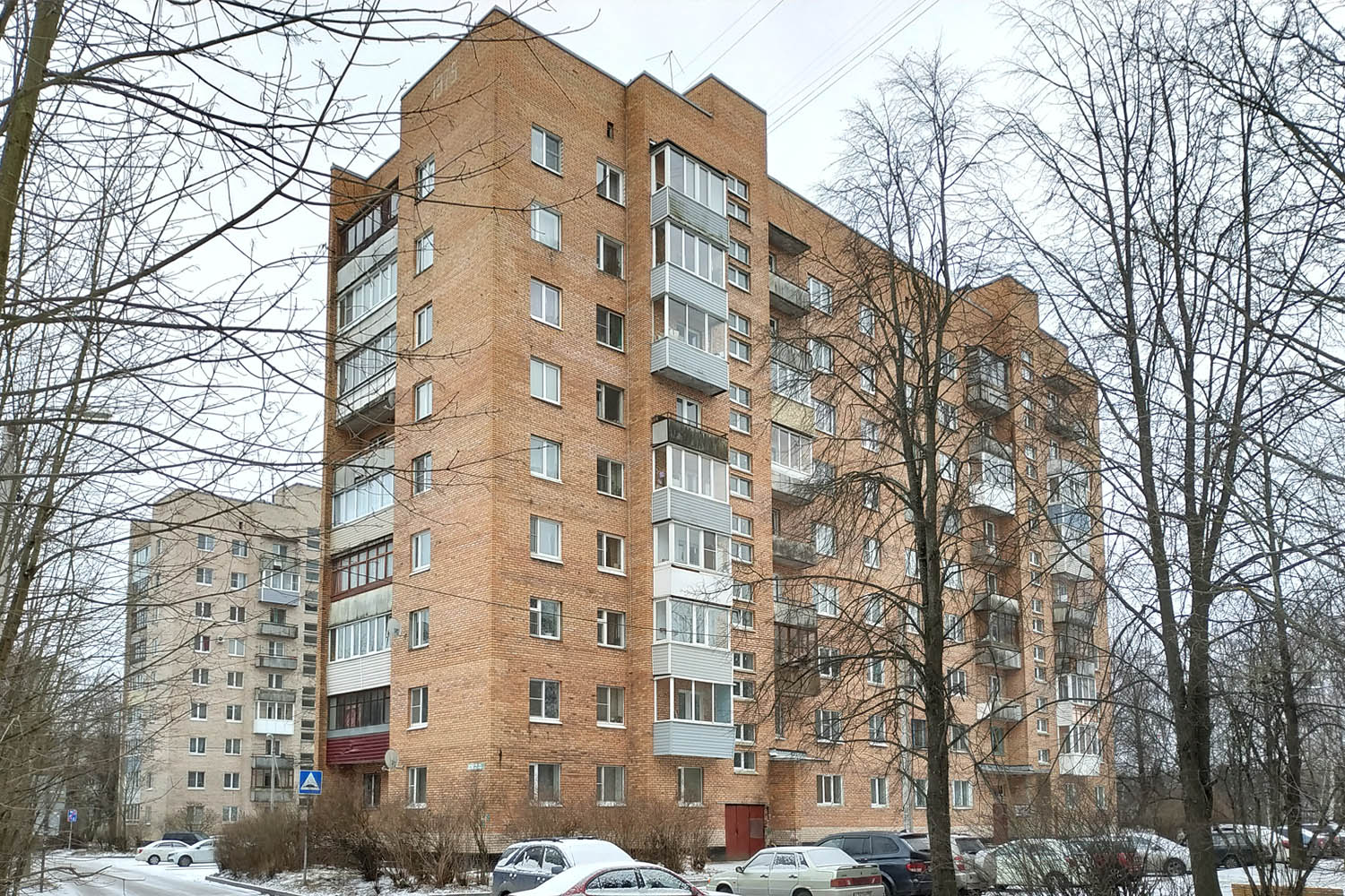 Кузьмоловский, Улица Строителей, 3