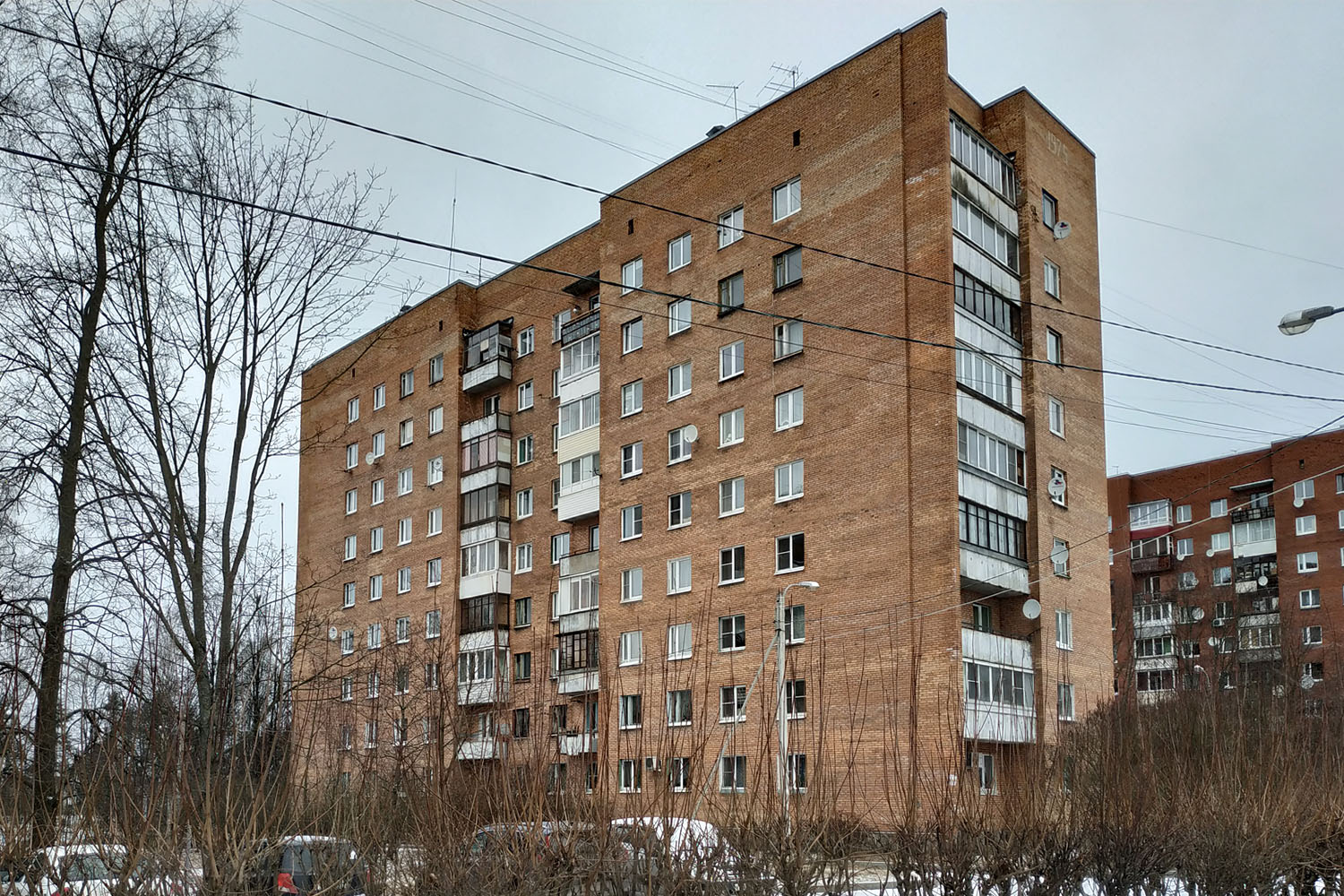 Кузьмоловский, Улица Строителей, 7