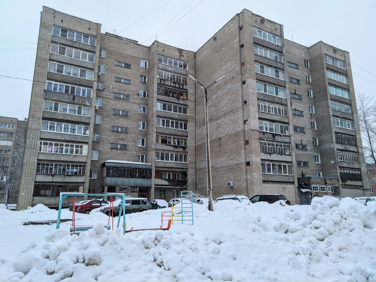 Glazov, Улица Кирова, 54; Улица Кирова, 56