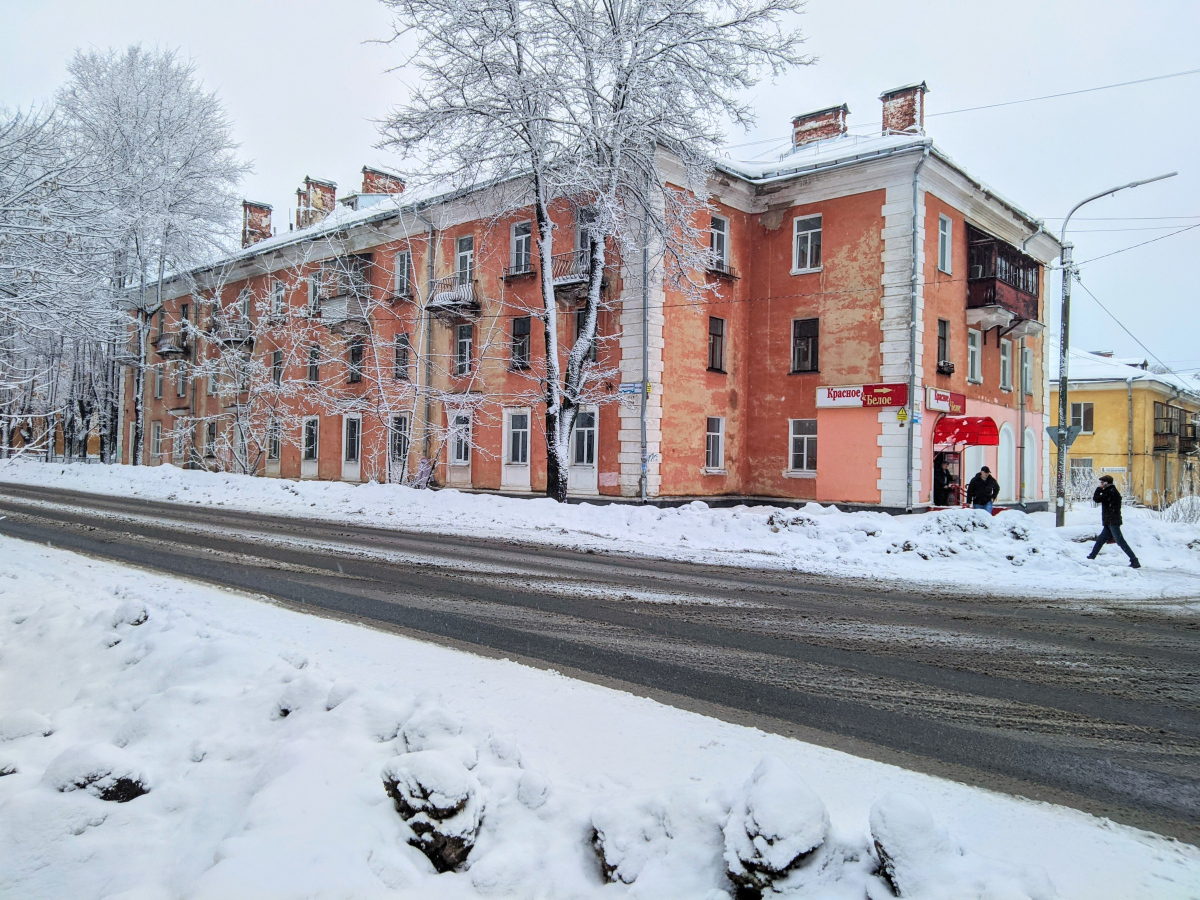 Глазов, Улица Дзержинского, 27