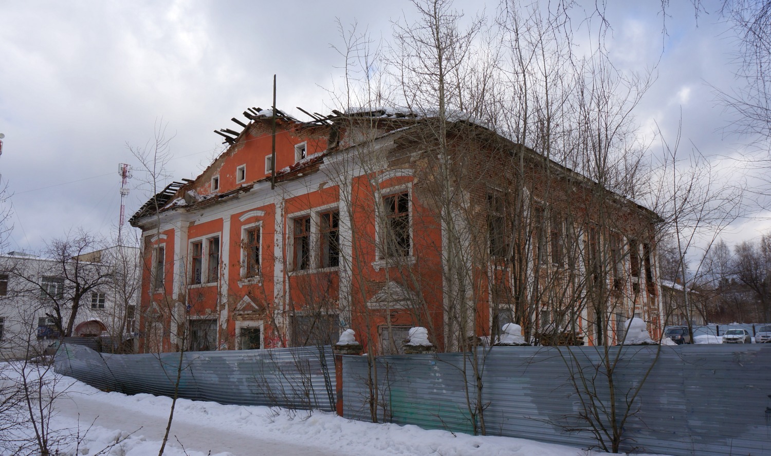Пермь, Улица Оборонщиков, 6