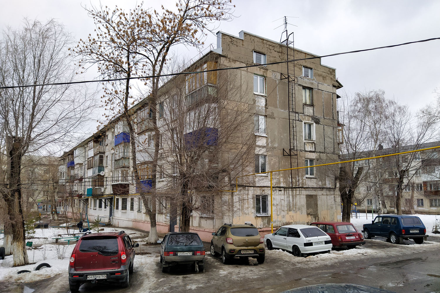 Новокуйбышевск, Улица Кадомцева, 12