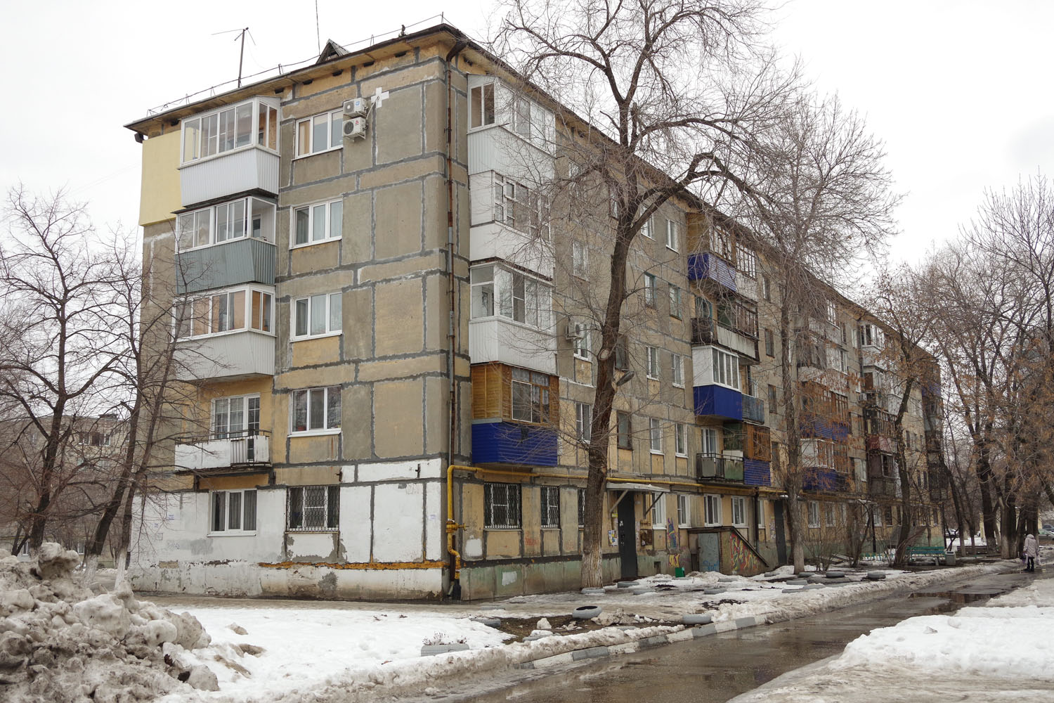Новокуйбышевск, Улица Дзержинского, 33Б