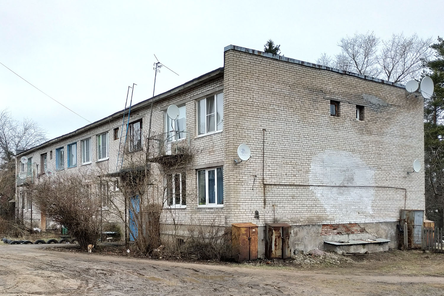 Sosnovo, Железнодорожная улица, 51