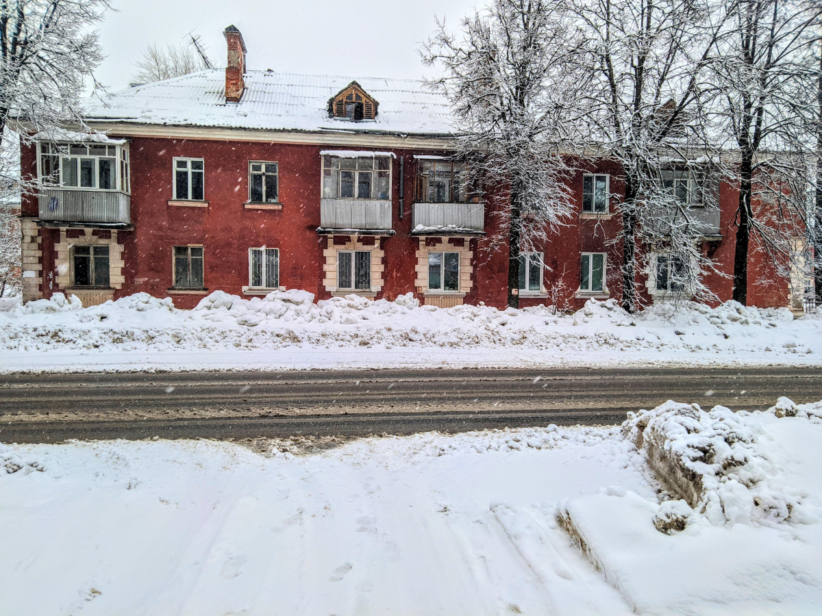 Glazov, Улица Мира, 21