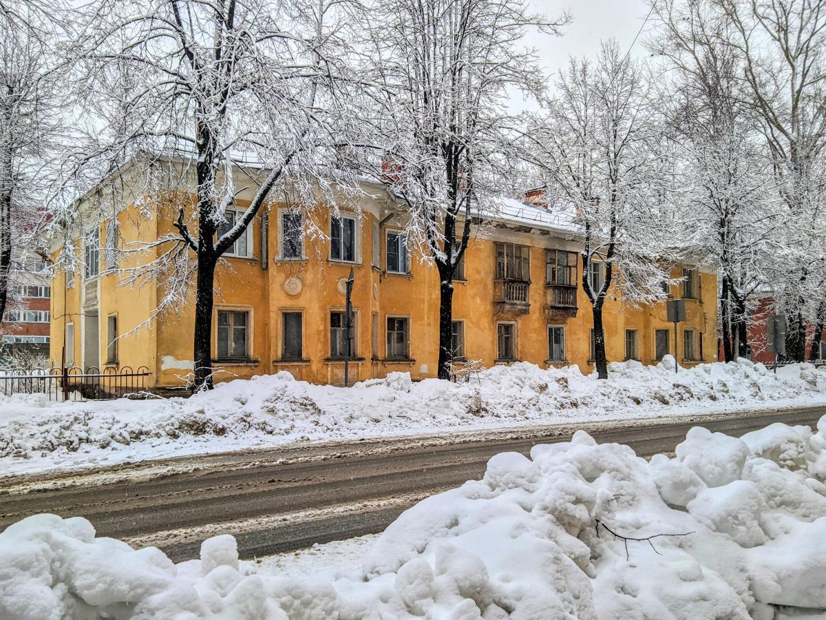 Глазов, Улица Мира, 6