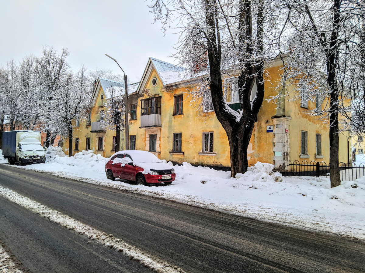 Глазов, Улица Дзержинского, 4