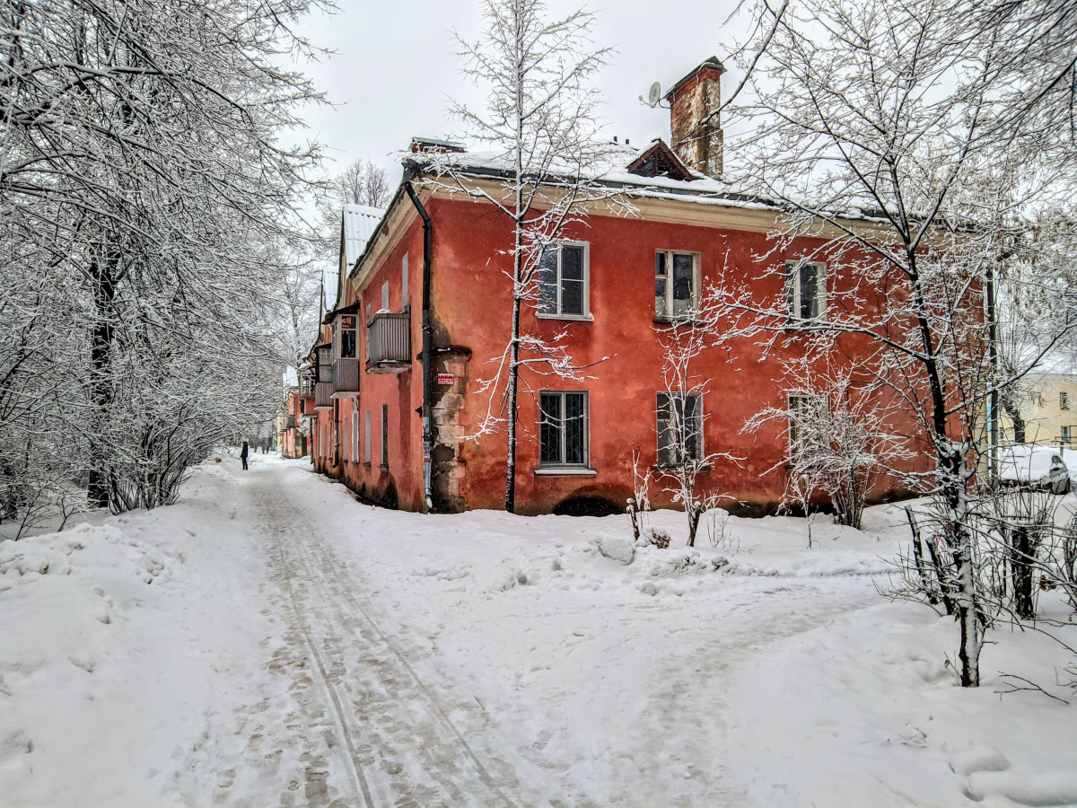 Глазов, Парковая улица, 27