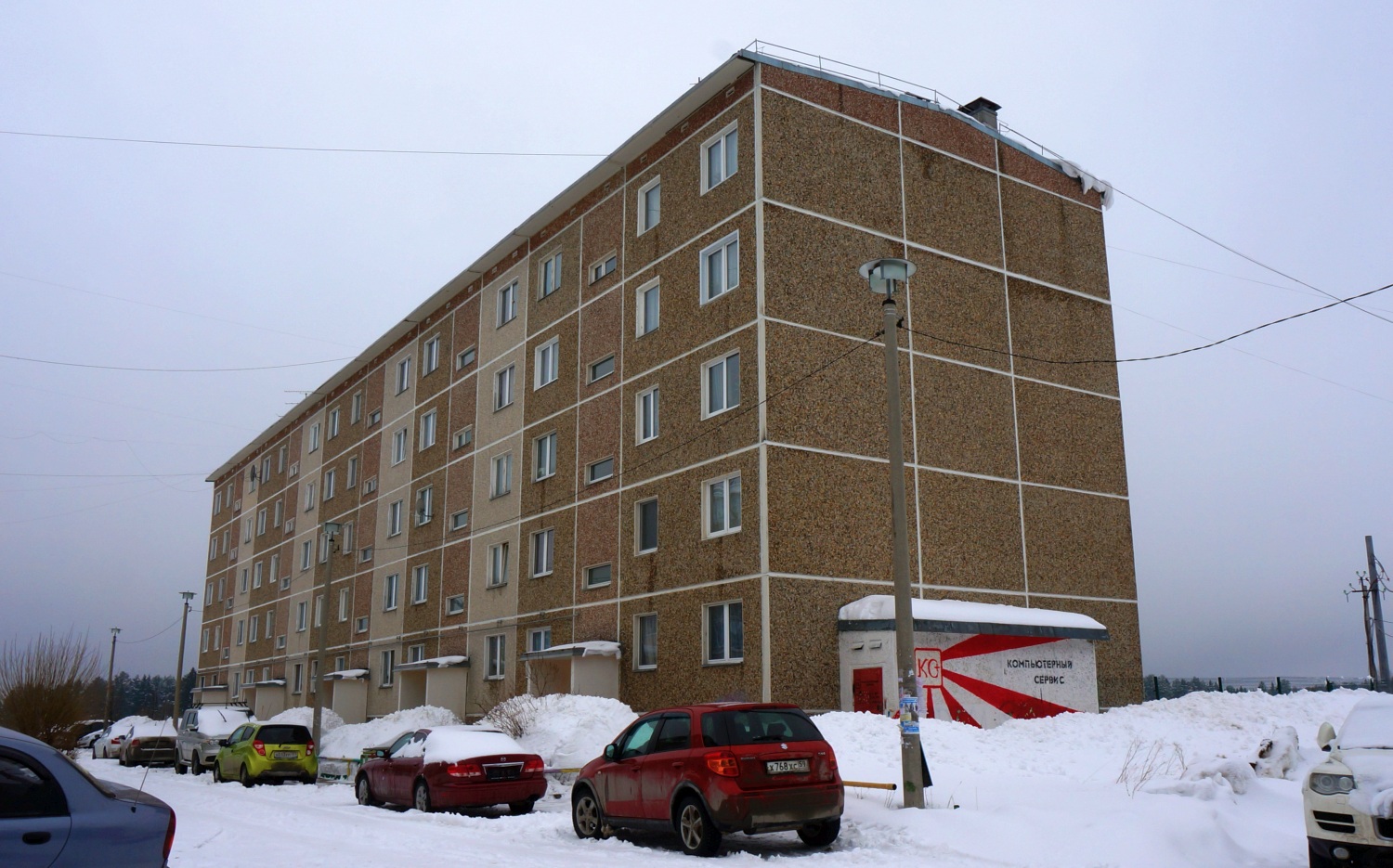 Полазна, Улица Газовиков, 6