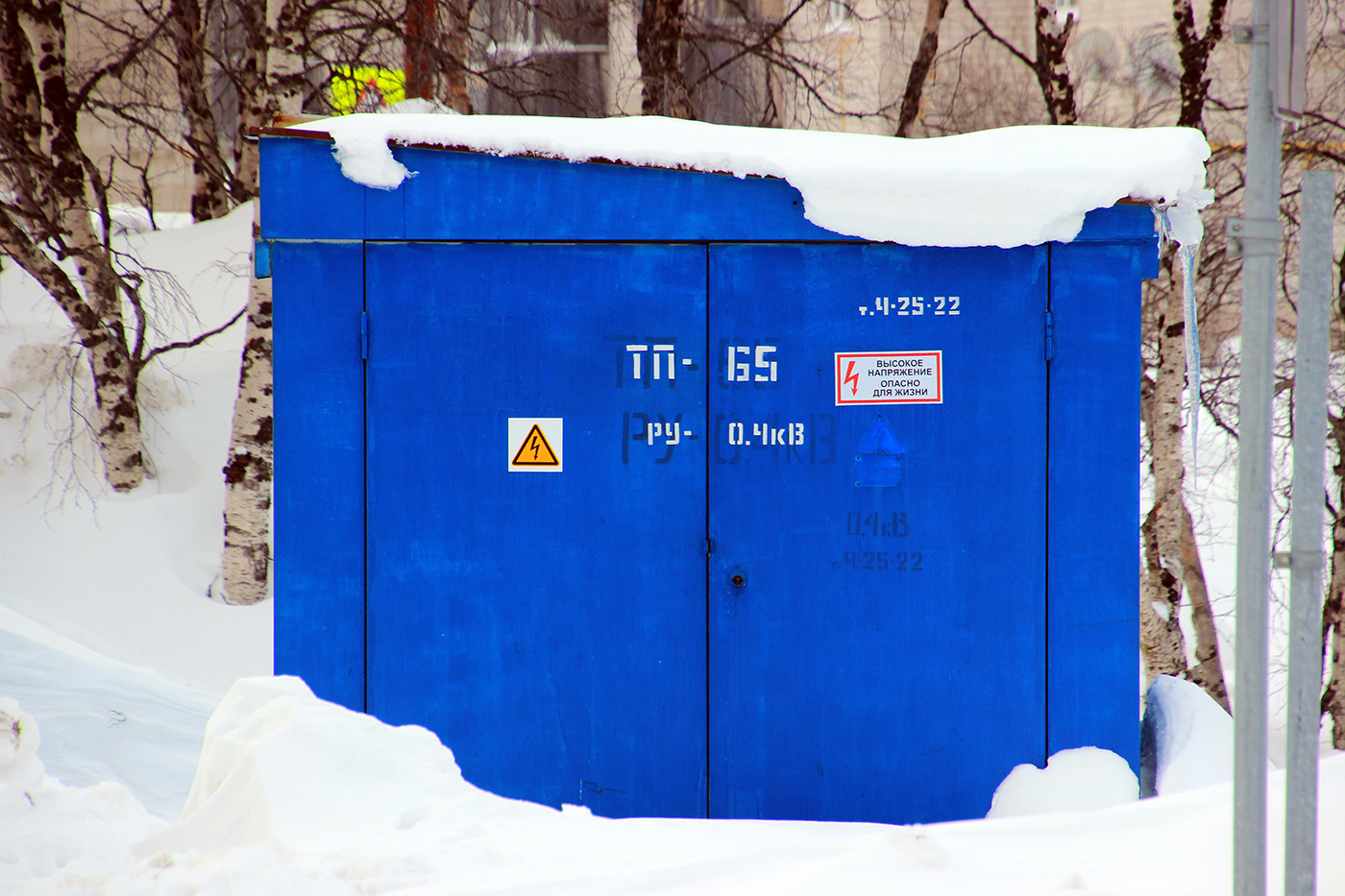 Искателей, Улица Строителей, 8* Искателей, Улица Строителей, 8*