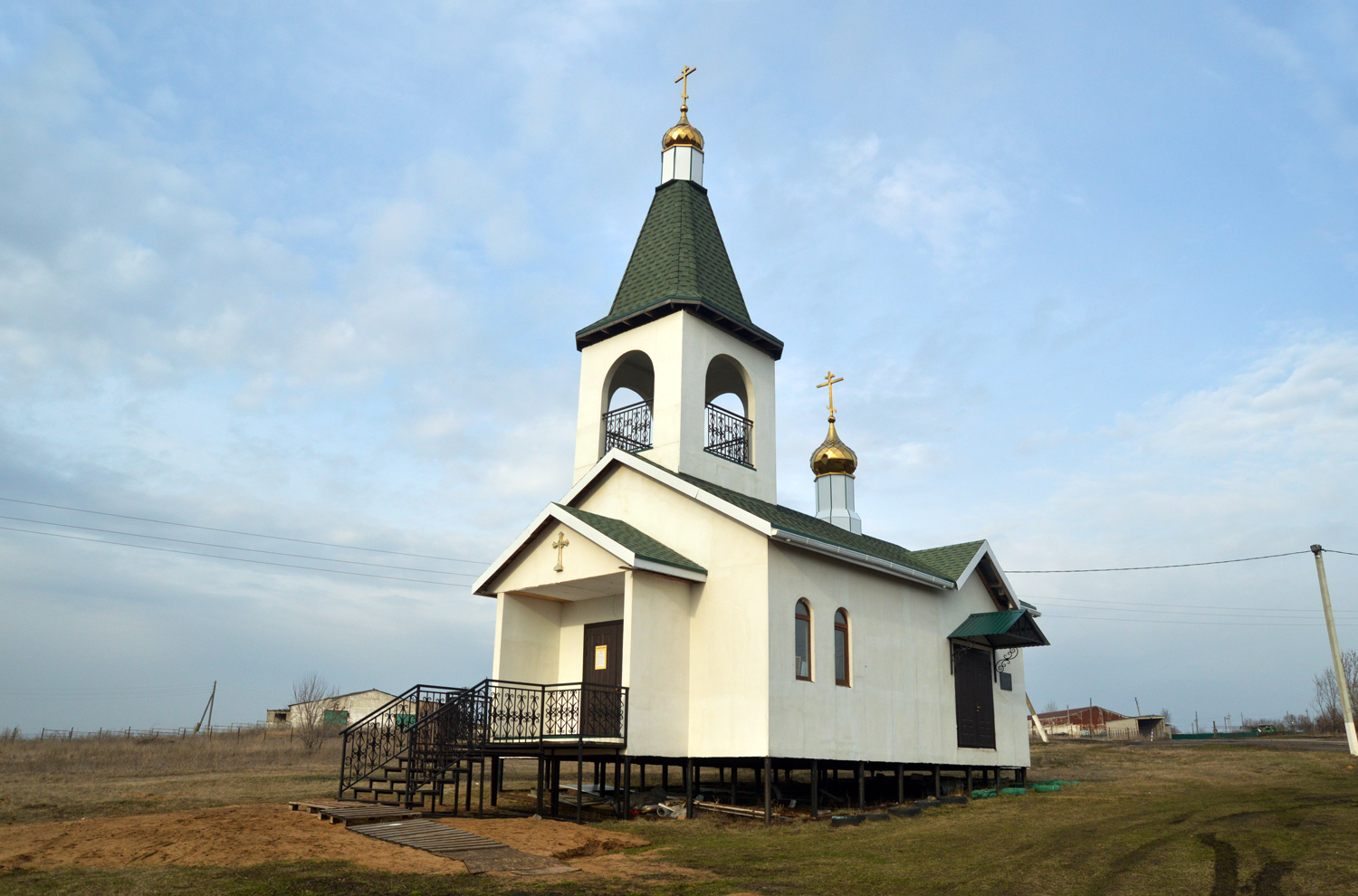 Semiluky District, other localities, с. Медвежье, Центральная улица, 72