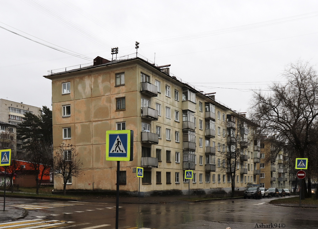 Железногорск, Улица Свердлова, 41 / Улица Маяковского, 17