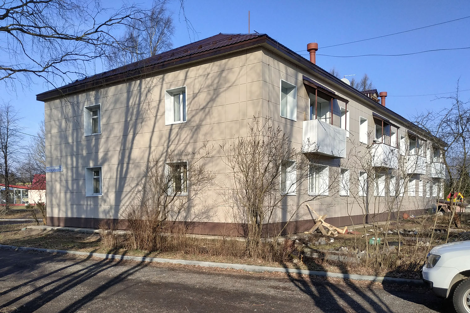 Рощино, Привокзальная улица, 2