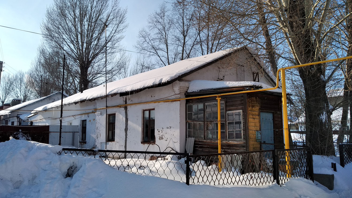Новокуйбышевск, Коммунистическая улица, 23