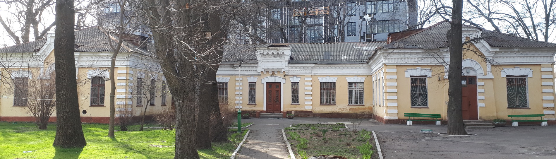 Odesa, Французький бульвар, 46