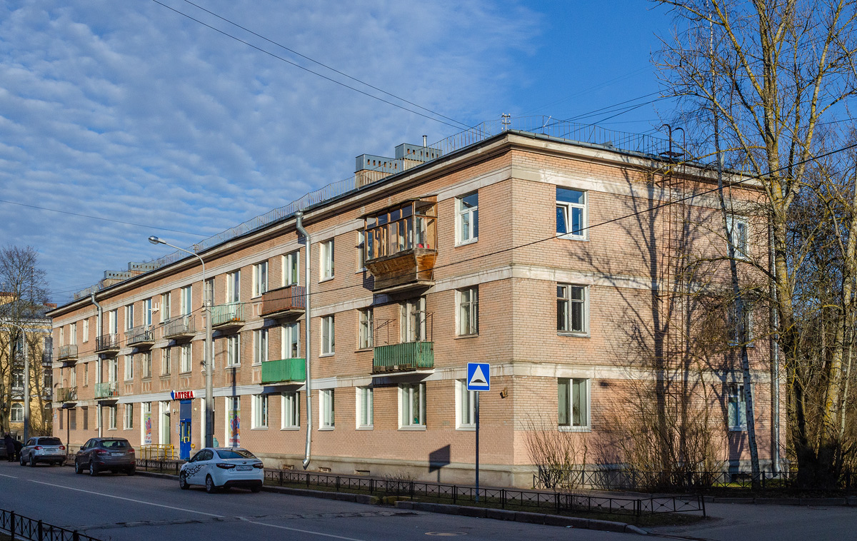 Петергоф, Константиновская улица, 2