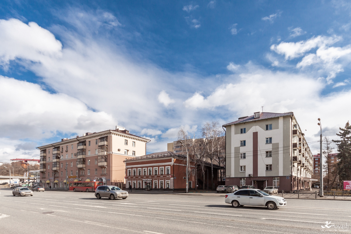 Kaasan, Улица Нурсултана Назарбаева, 9 / Агрономическая улица, 2; Улица Нурсултана Назарбаева, 13; Улица Нурсултана Назарбаева, 15