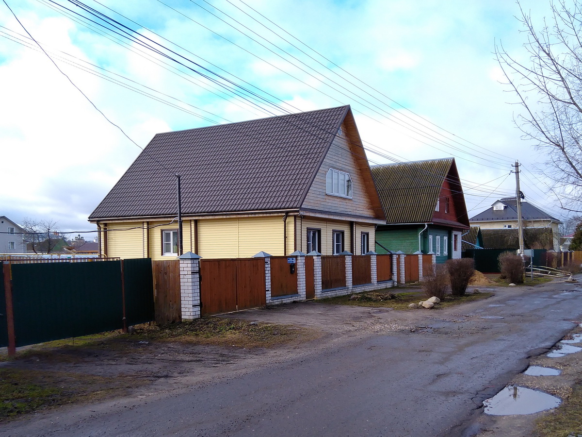 Переславль-Залесский, Левая Набережная, 19; Левая Набережная, 21