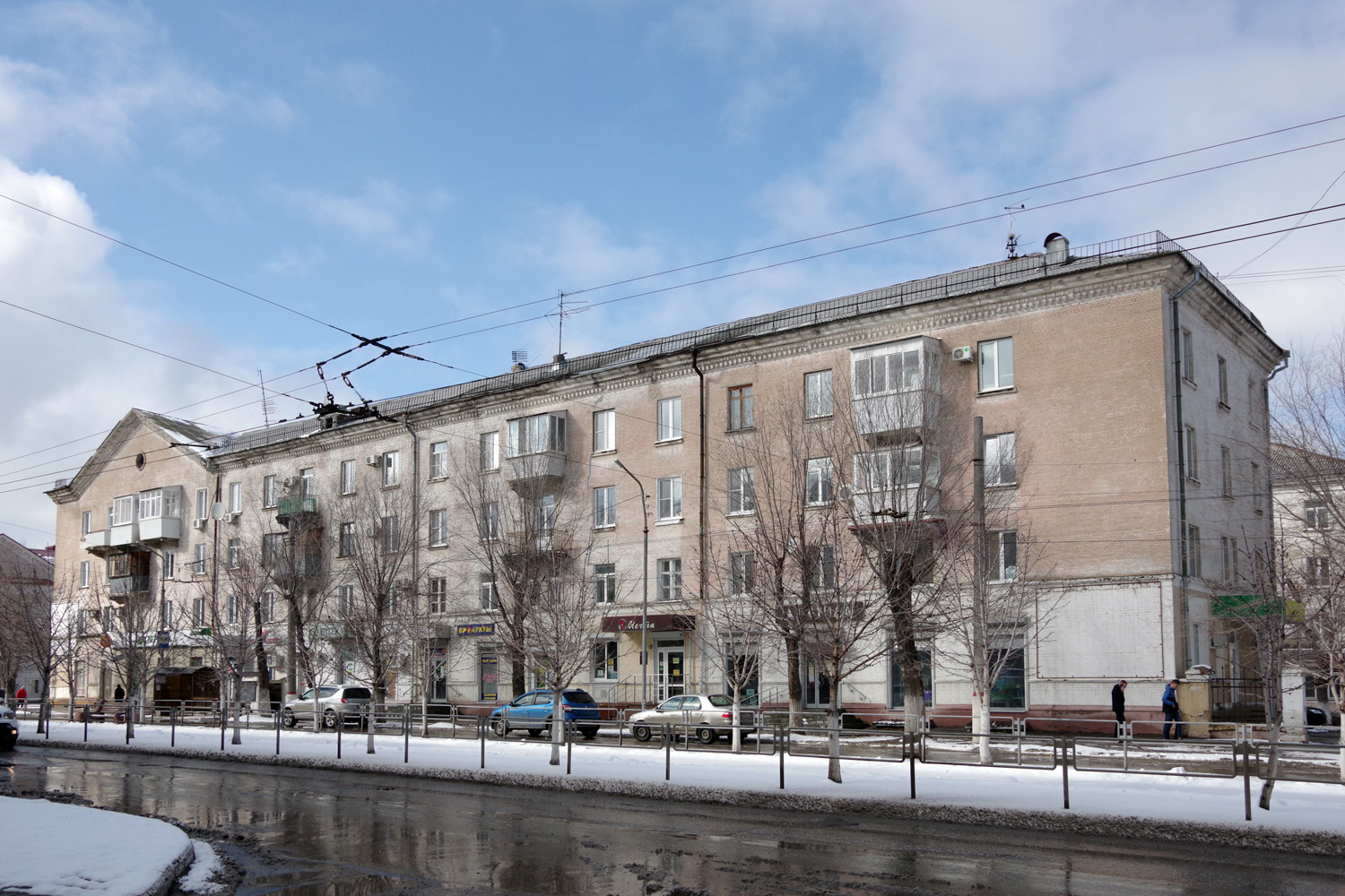 Новокуйбышевск, Коммунистическая улица, 51 / Улица Чернышевского, 9