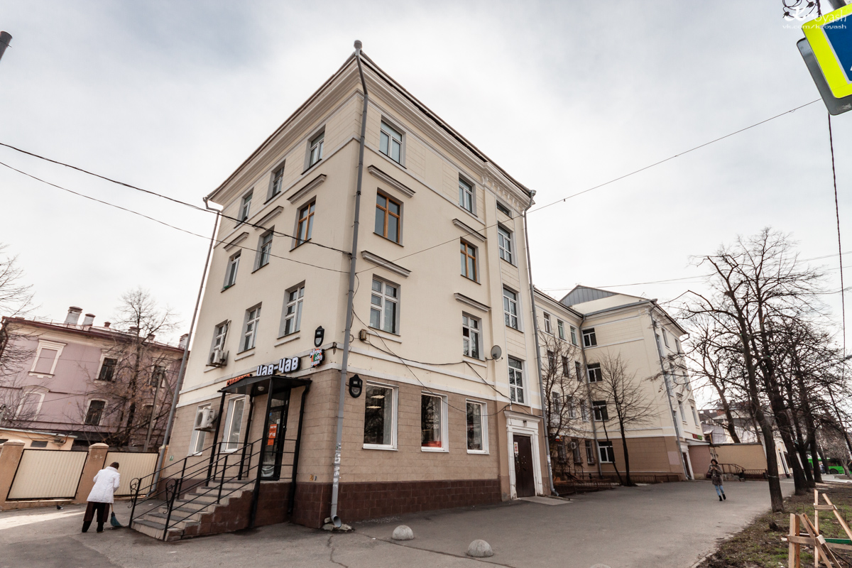 Казань, Улица Гоголя, 16 / Большая Красная улица, 56