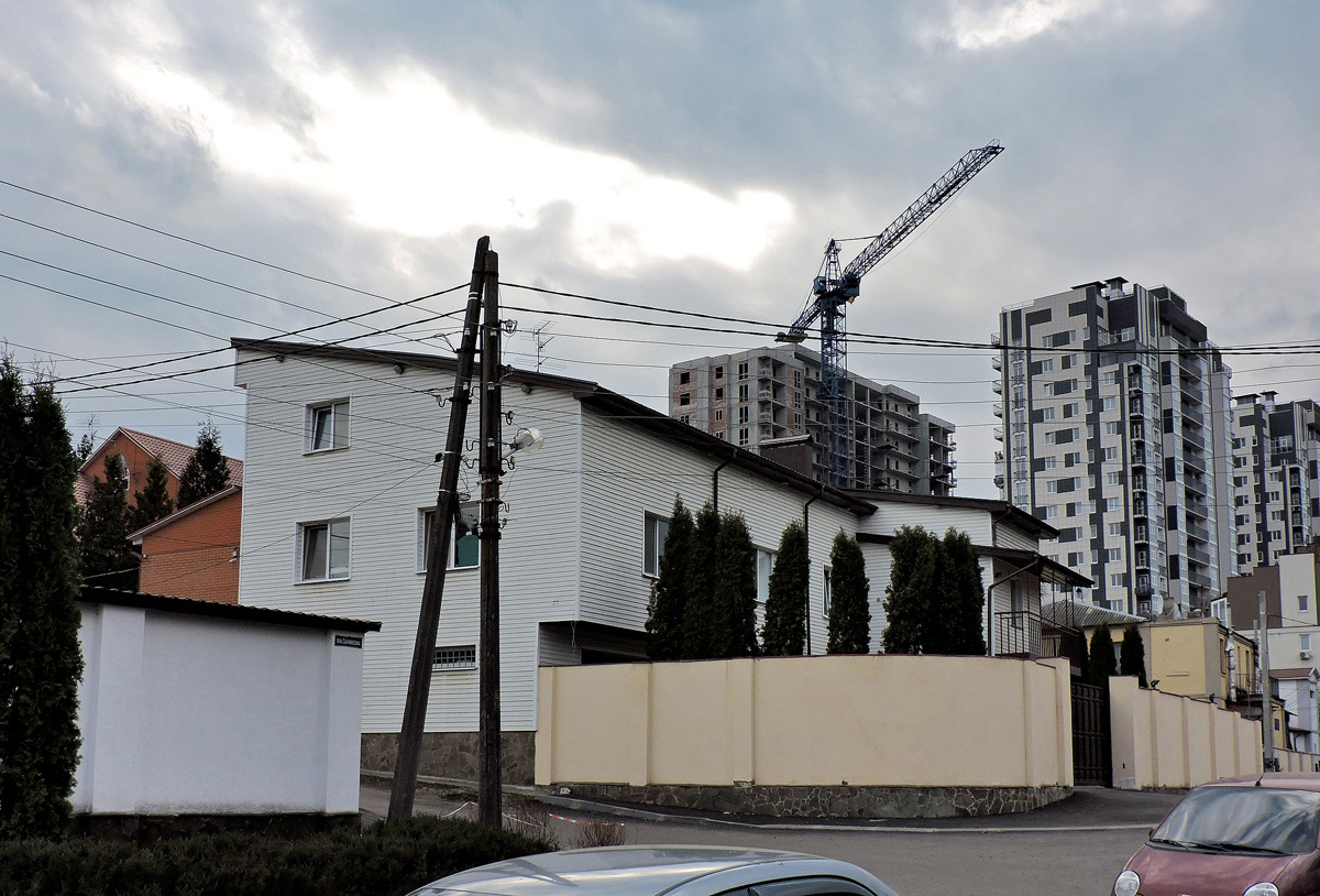 Харьков, Саржинская улица, 10