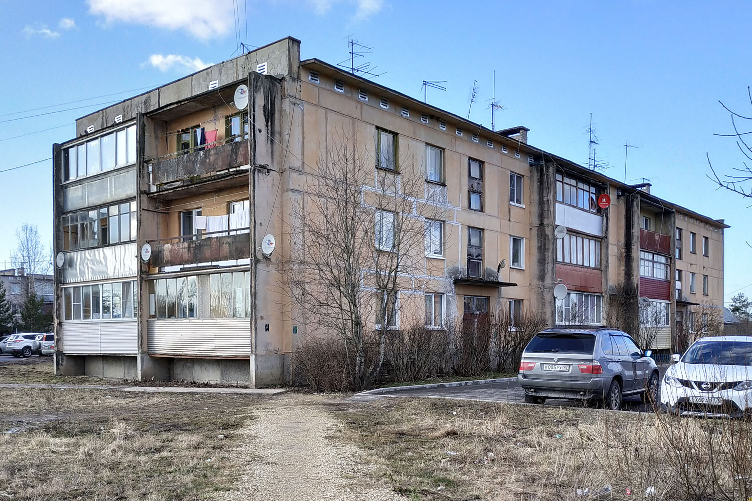 Гатчинский округ, прочие н. п., Семрино, Большой проспект, 2