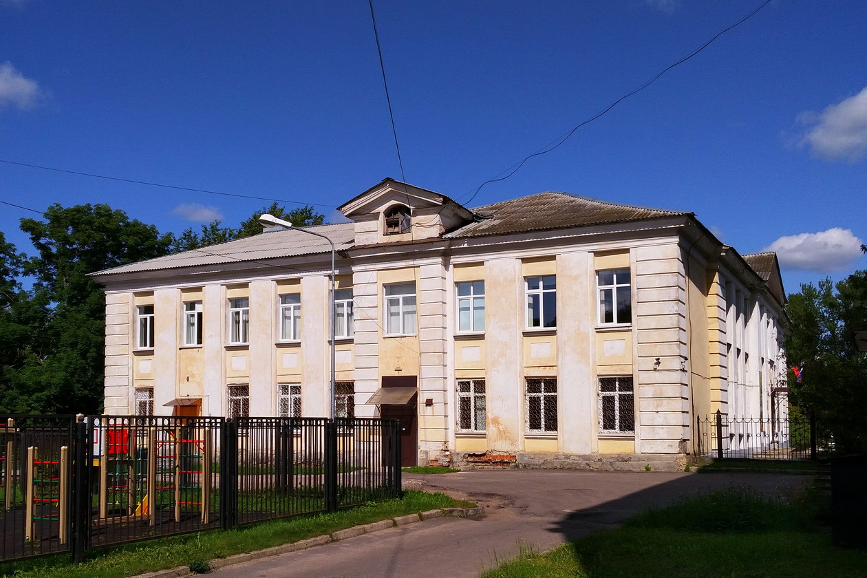 Великий Новгород, Большая Московская улица, 39 Великий Новгород, Большая Московская улица, 39