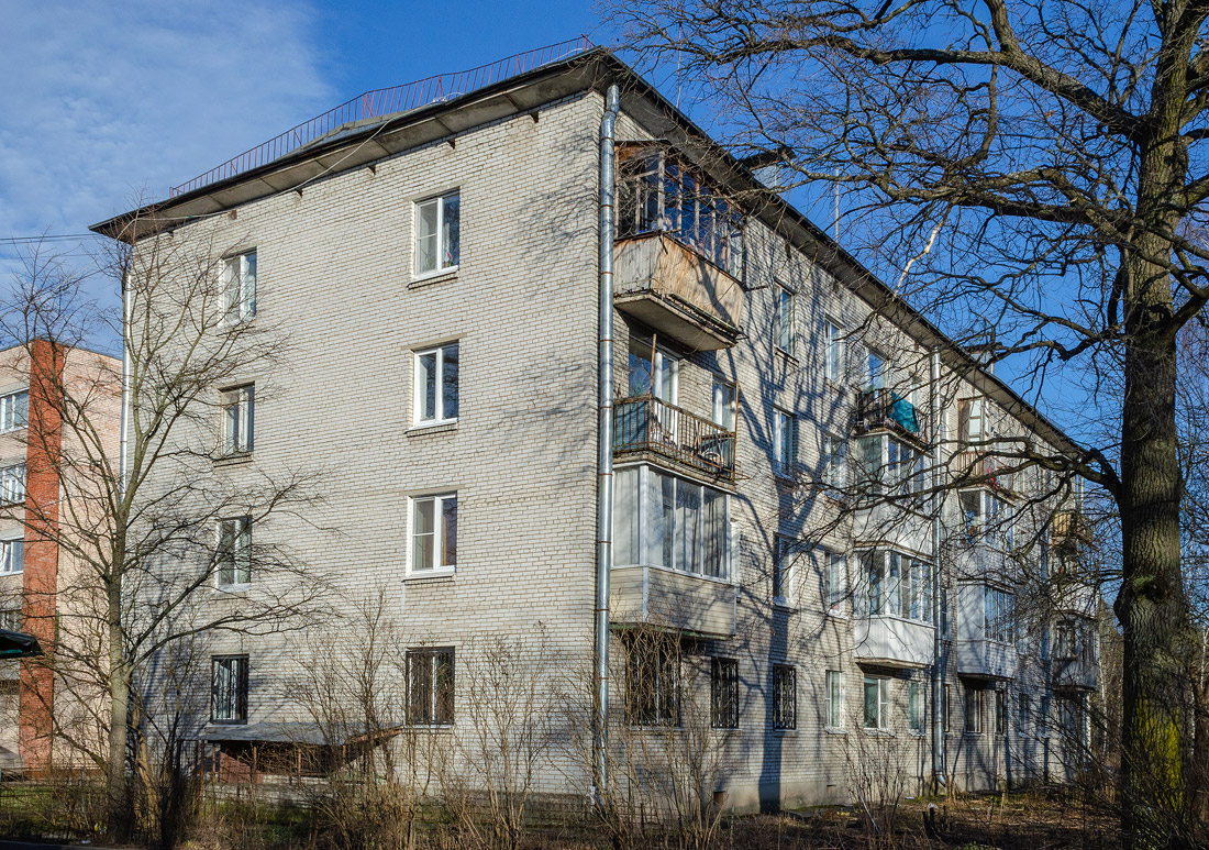 Петергоф, Зверинская улица, 13