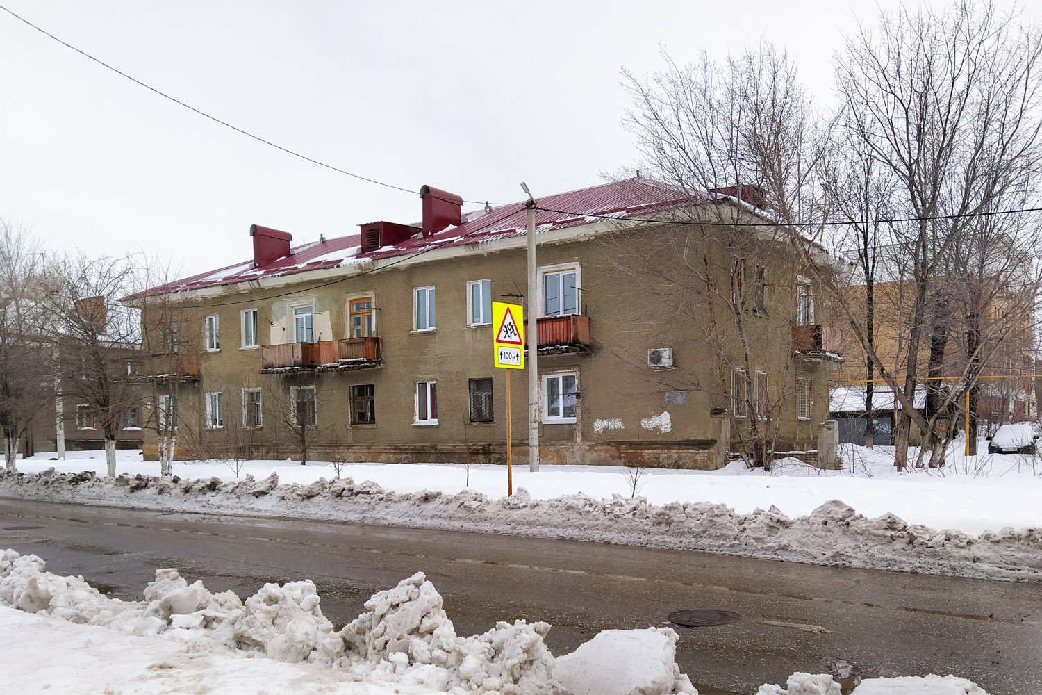 Новокуйбышевск, Улица Кутузова, 6