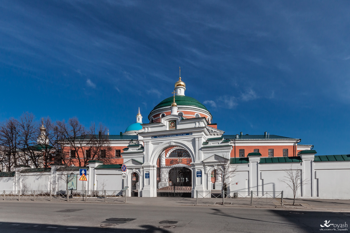 Kasan, Большая Красная улица, 5*; Большая Красная улица, 5