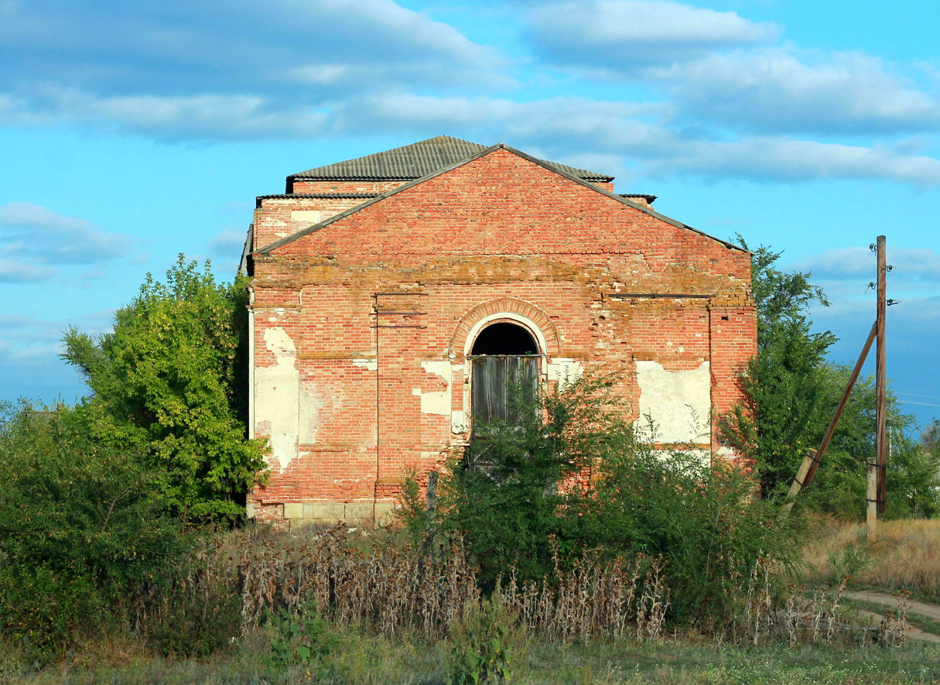Петропавловский район, прочие н.п., с. Дедовка, Улица Шестакова, 2