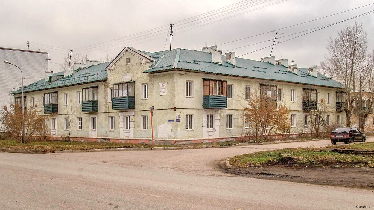 Стерлитамак, Улица Салавата Юлаева, 1 / Железнодорожная улица, 26