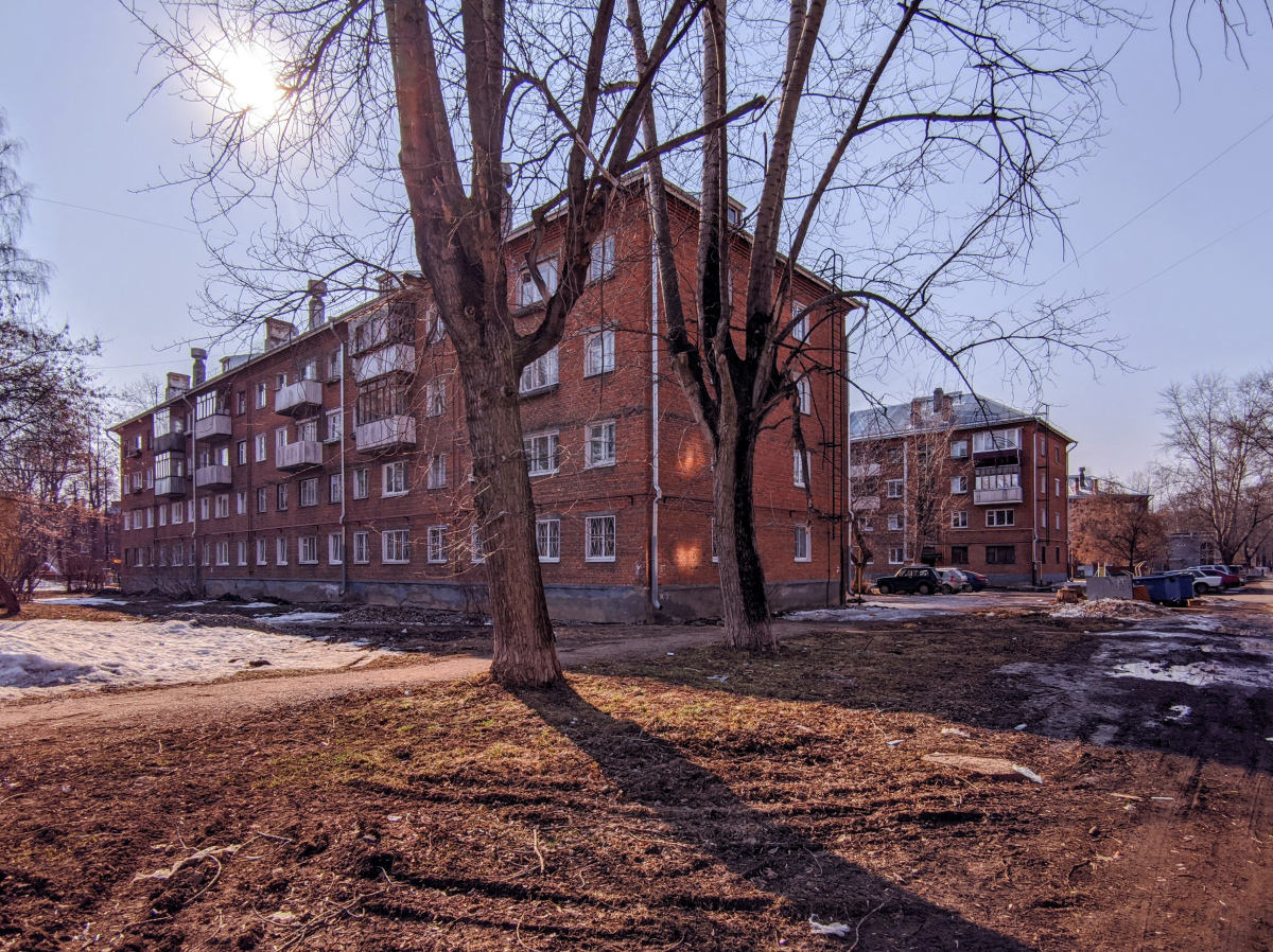 Глазов, Улица Ленина, 11Б; Улица Ленина, 11В