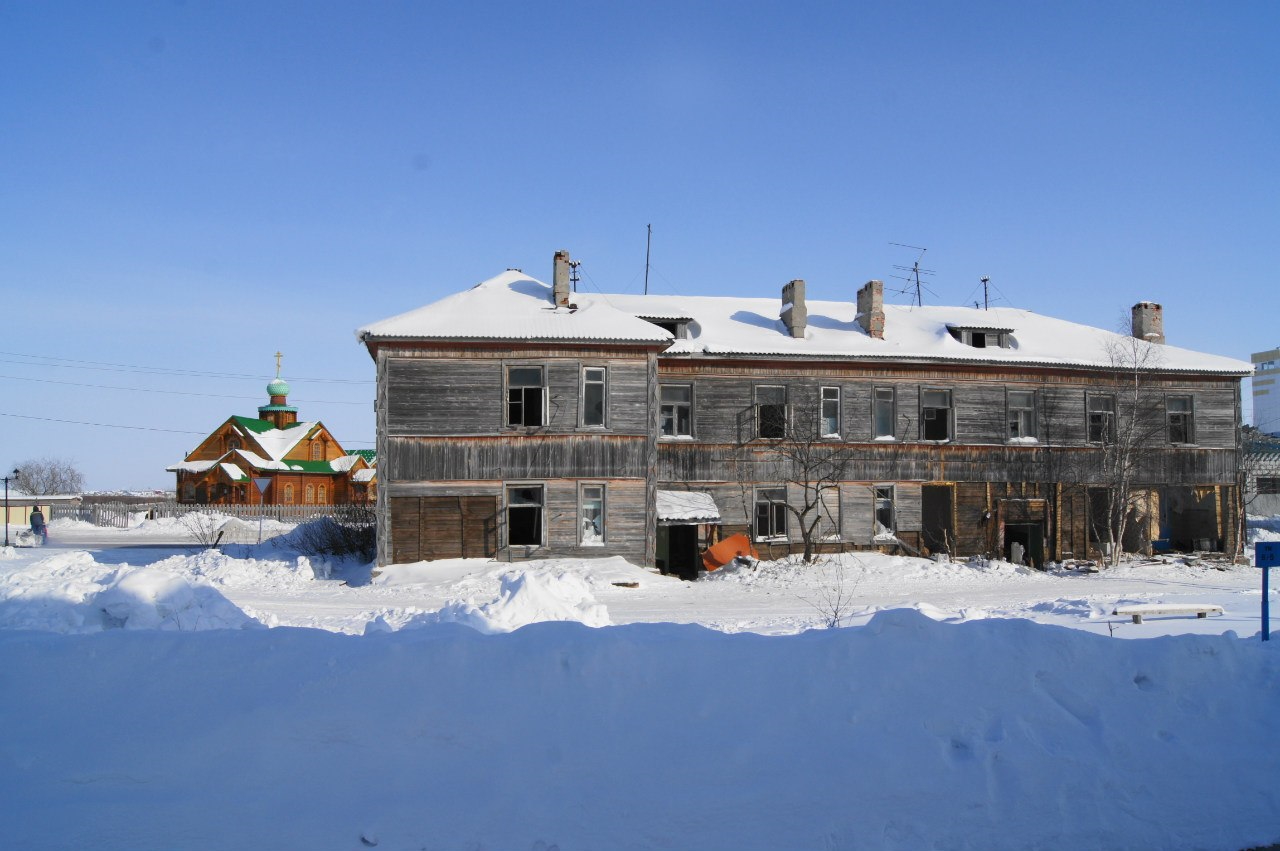 Naryan-Mar, Первомайская улица, 28