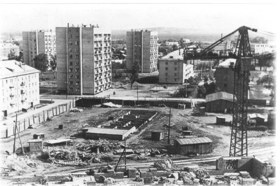 Глазов, Улица Короленко, 23Б; Улица Короленко, 23В; Улица Короленко, 23Г; Улица Короленко, 25В; Улица Короленко, 25Б; Улица Короленко, 27А; Улица Короленко, 29В; Улица Ленина, 5В