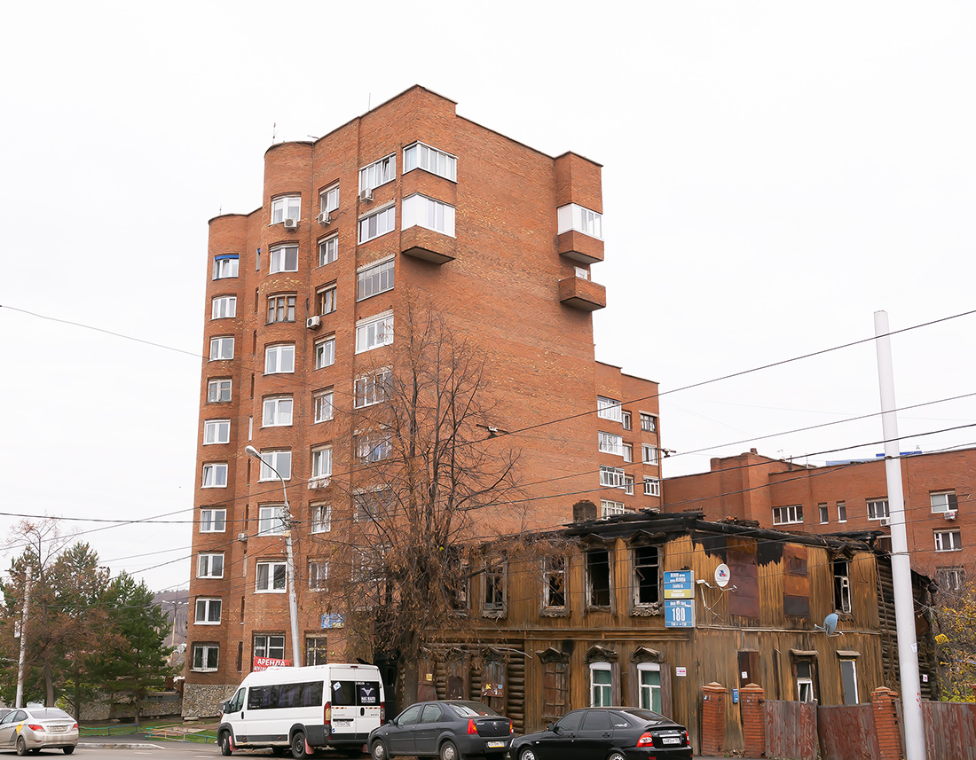 Уфа, Улица Ленина, 162; Улица Ленина, 180