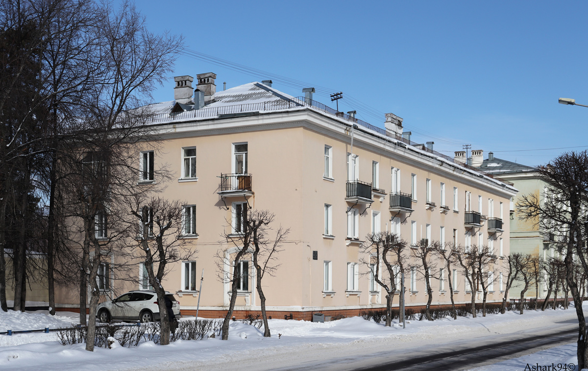Железногорск, Школьная улица, 36
