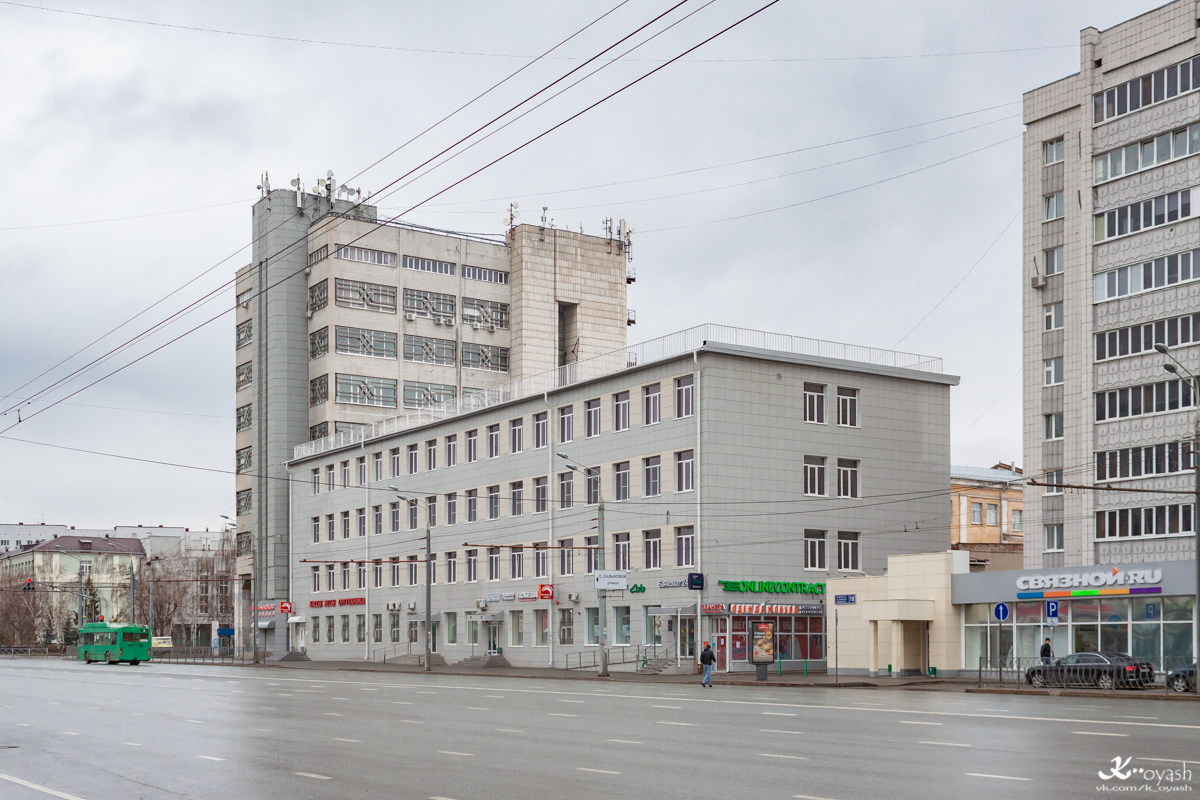 Казань, Улица Татарстан, 20; Улица Татарстан, 22 / Улица Габдуллы Тукая, 41
