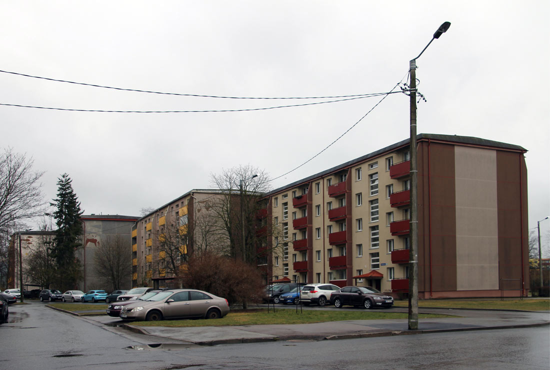 Tallinn, Ehitajate tee, 15; Ehitajate tee, 17; Ehitajate tee, 19; Ehitajate tee, 21