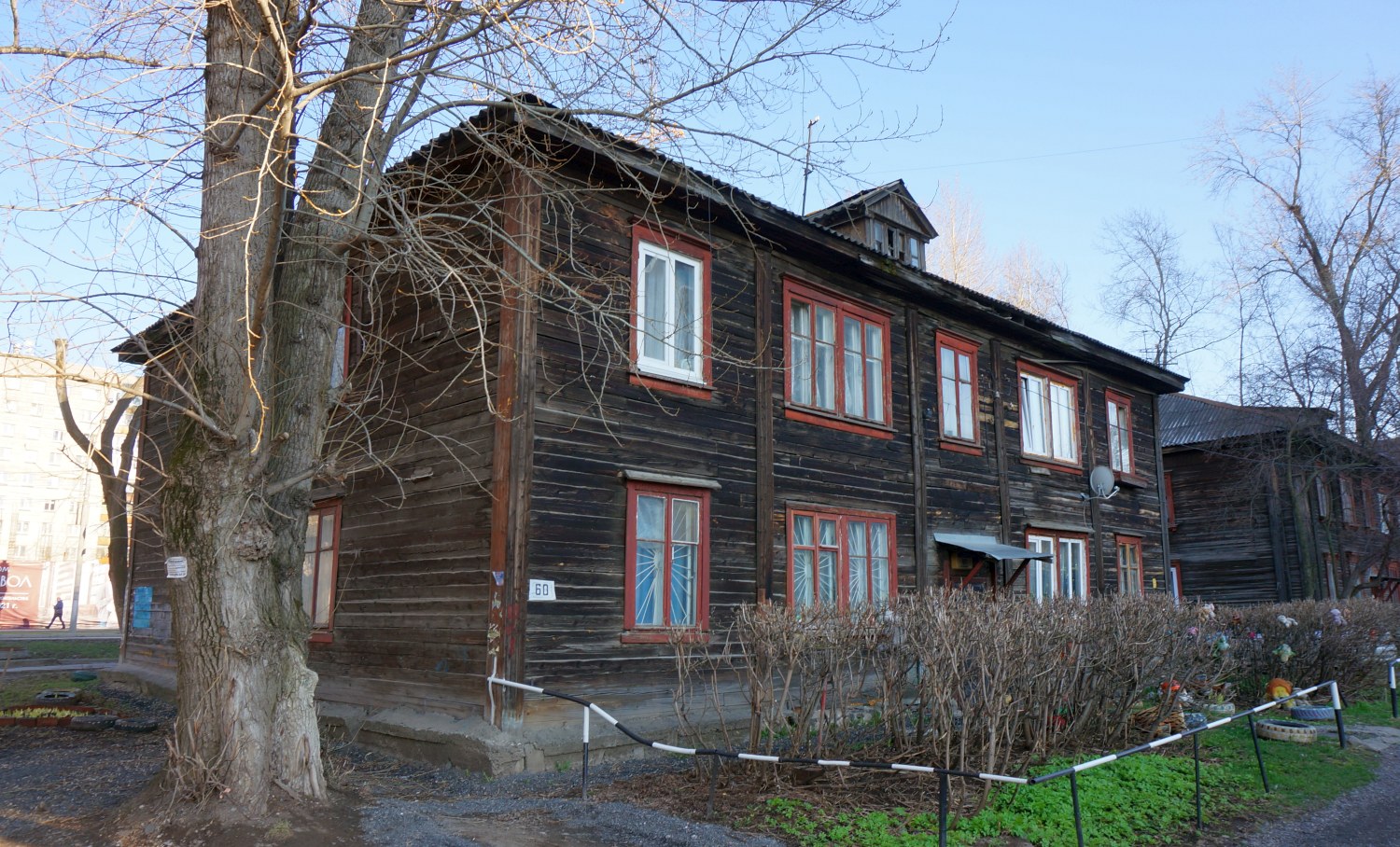 Пермь, Улица Карпинского, 60