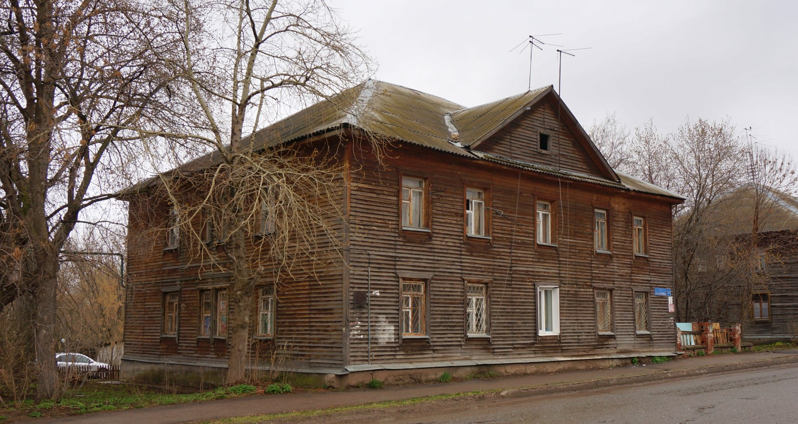 Пермь, Улица Космонавта Беляева, 34