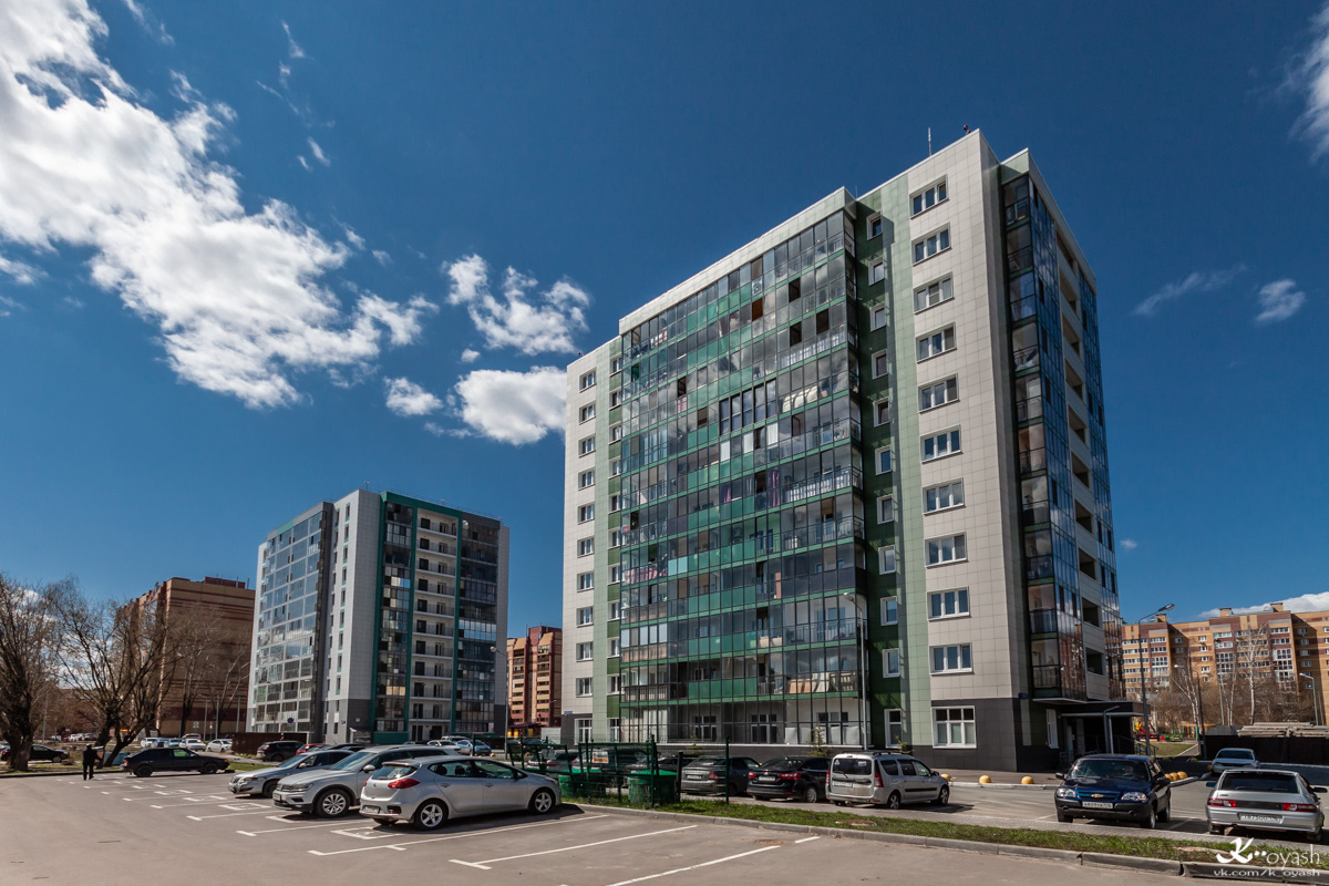 Казань, Ленинградская улица, 19В; Улица Максимова, 37Б