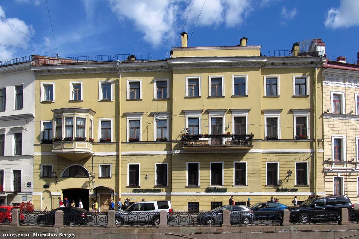 Peterburi, Набережная реки Мойки, 18